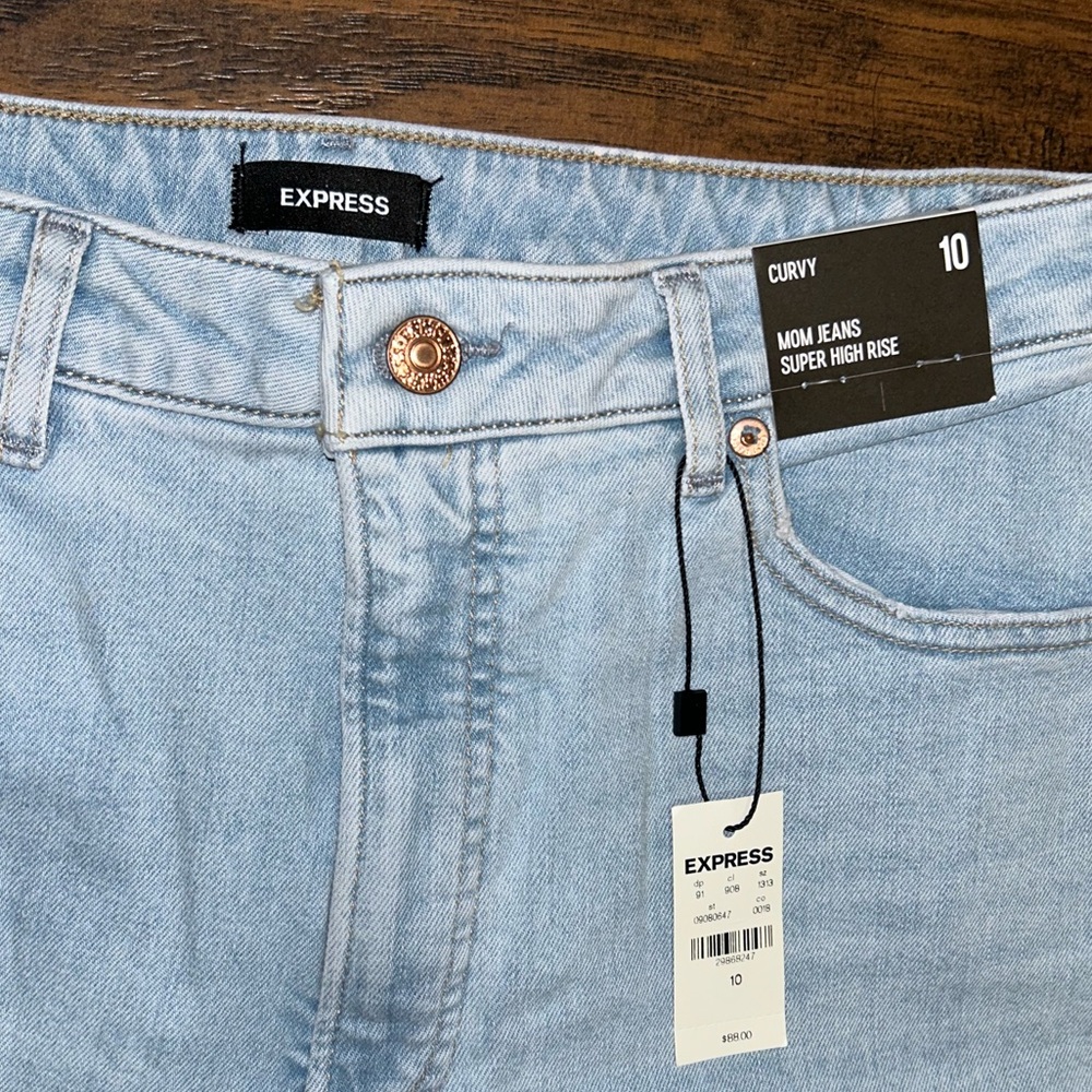 Express Women's Jeans - Picture 4 of 10